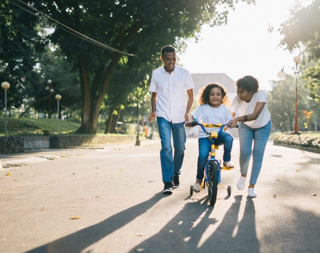 child-couple-cyclist 5 Signs Your Child Should See A Podiatrist
